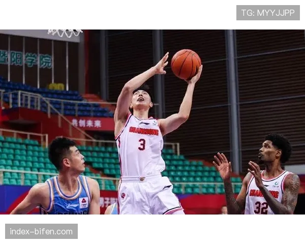 广东宏远客场击败广州龙狮 易建联缺阵影响有限